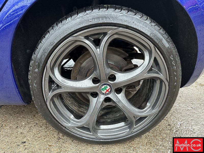 Alfa Romeo Giulietta Jtdm-2 Super Hatchback 2.0 Manual Diesel