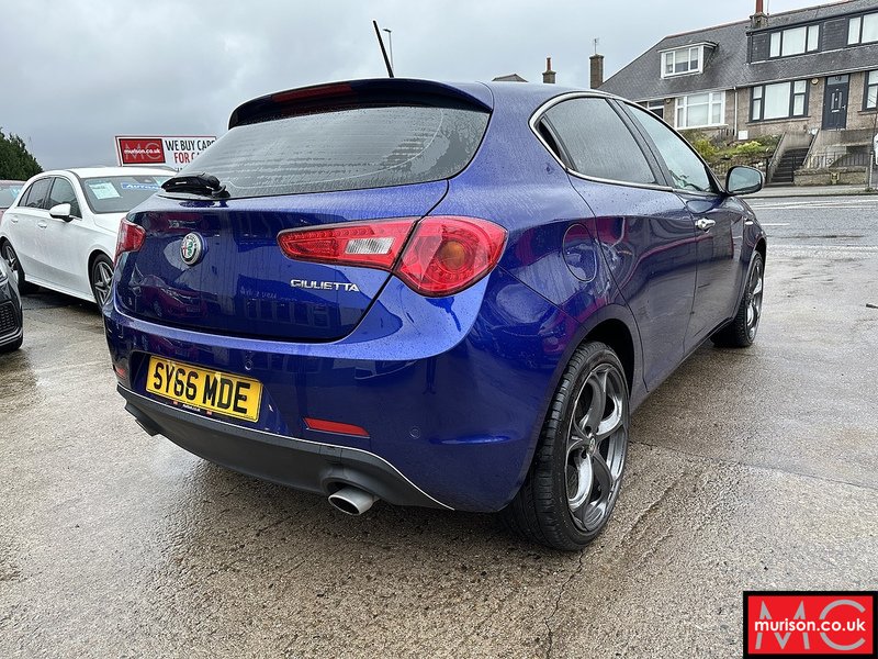 Alfa Romeo Giulietta Jtdm-2 Super Hatchback 2.0 Manual Diesel