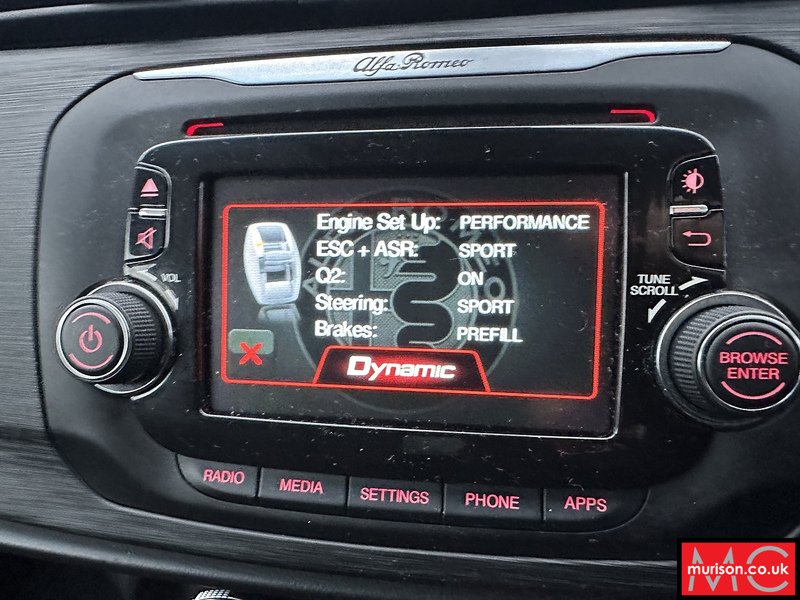 Alfa Romeo Giulietta Jtdm-2 Super Hatchback 2.0 Manual Diesel