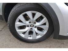 Renault Captur TCe Iconic 