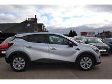 Renault Captur TCe Iconic 