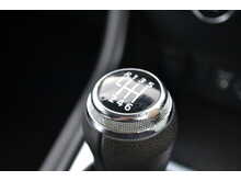 Renault Captur TCe Iconic 