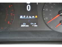 Renault Captur TCe Iconic 