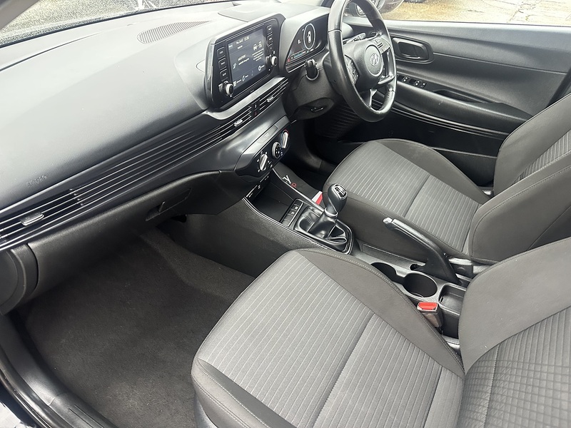 Hyundai 1.0 T-GDi MHEV SE Connect Hatchback 5dr Petrol Hybrid Manual Euro 6 (s/s) (100 ps)