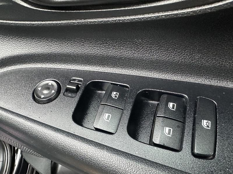 Hyundai 1.0 T-GDi MHEV SE Connect Hatchback 5dr Petrol Hybrid Manual Euro 6 (s/s) (100 ps)