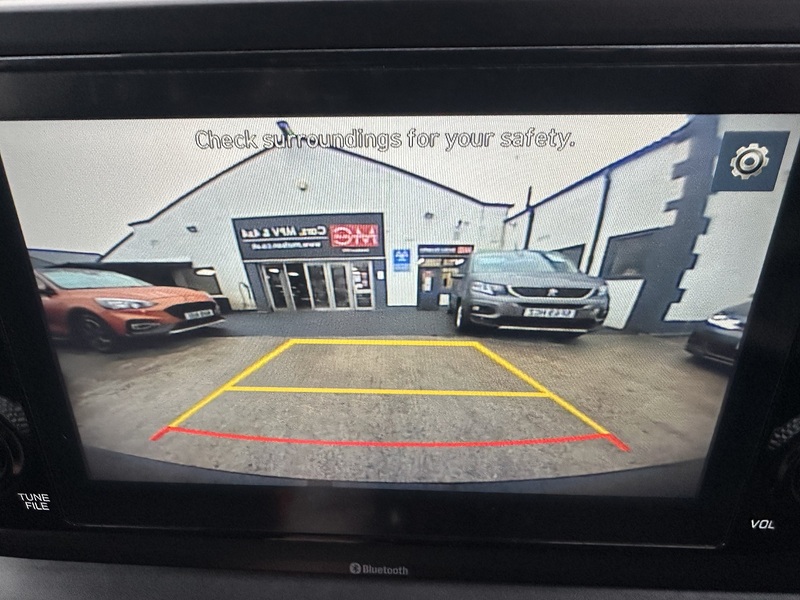 Hyundai 1.0 T-GDi MHEV SE Connect Hatchback 5dr Petrol Hybrid Manual Euro 6 (s/s) (100 ps)