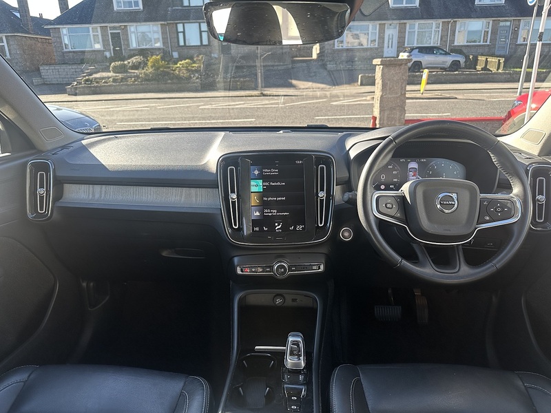 Volvo 2.0 B4 MHEV Inscription SUV 5dr Petrol Hybrid Auto AWD Euro 6 (s/s) (197 ps)