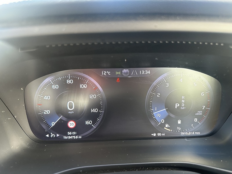 Volvo 2.0 B4 MHEV Inscription SUV 5dr Petrol Hybrid Auto AWD Euro 6 (s/s) (197 ps)