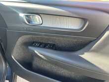 Volvo XC40 B4 MHEV Inscription 