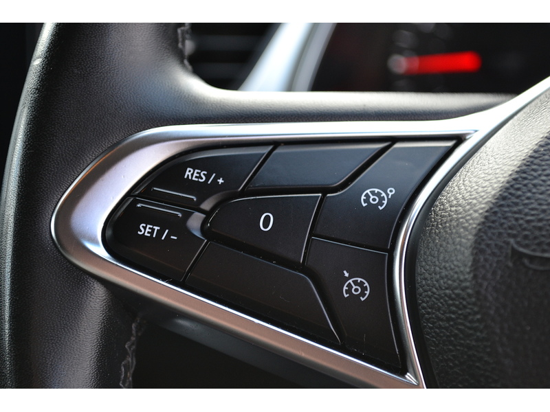 Renault 1.0 TCe evolution SUV 5dr Petrol Manual Euro 6 (s/s) (90 ps)