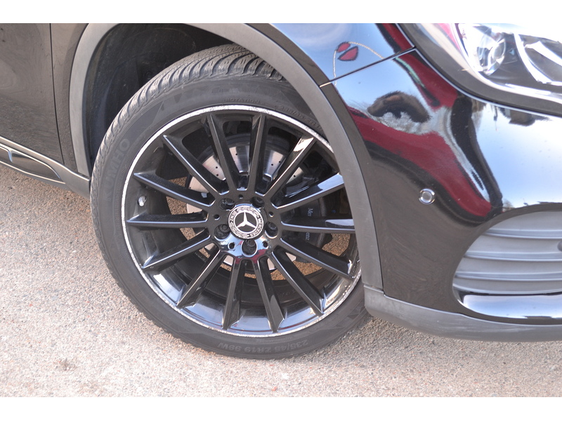 Mercedes-Benz 1.6 GLA200 AMG Line Edition SUV 5dr Petrol 7G-DCT Euro 6 (s/s) (156 ps)