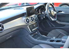 Mercedes-Benz GLA GLA200 AMG Line Edition 