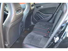 Mercedes-Benz GLA GLA200 AMG Line Edition 