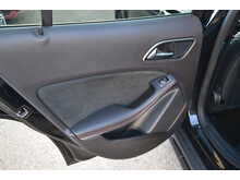 Mercedes-Benz GLA GLA200 AMG Line Edition 