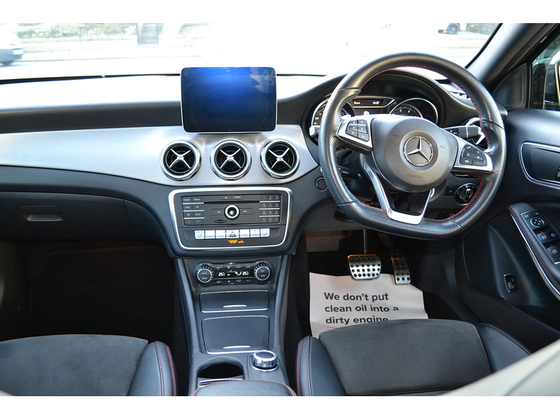 Mercedes-Benz 1.6 GLA200 AMG Line Edition SUV 5dr Petrol 7G-DCT Euro 6 (s/s) (156 ps)