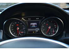 Mercedes-Benz GLA GLA200 AMG Line Edition 