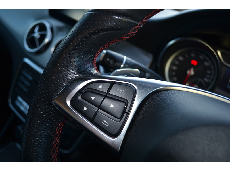 Mercedes-Benz 1.6 GLA200 AMG Line Edition SUV 5dr Petrol 7G-DCT Euro 6 (s/s) (156 ps)