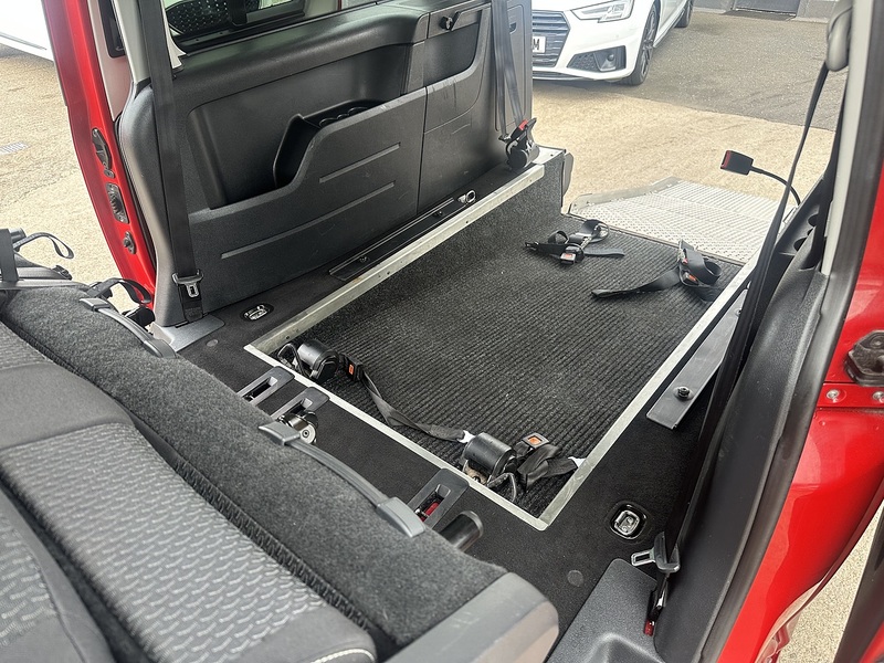 Volkswagen 2.0 TDi C20 Maxi Combi Van 5dr Diesel Manual FWD (Window) (128 g/km, 101 bhp)