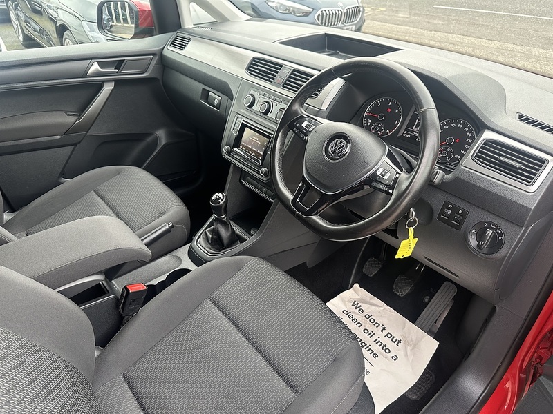 Volkswagen 2.0 TDi C20 Maxi Combi Van 5dr Diesel Manual FWD (Window) (128 g/km, 101 bhp)