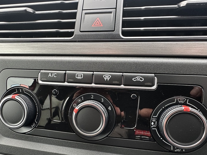 Volkswagen 2.0 TDi C20 Maxi Combi Van 5dr Diesel Manual FWD (Window) (128 g/km, 101 bhp)