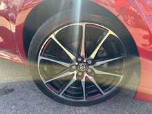 Toyota Yaris VVT-h GR SPORT 