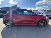 Toyota Yaris VVT-h GR SPORT 