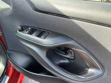 Toyota Yaris VVT-h GR SPORT 