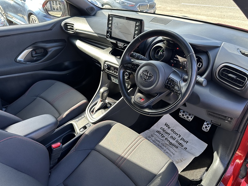 Toyota 1.5 VVT-h GR SPORT Hatchback 5dr Petrol Hybrid E-CVT Euro 6 (s/s) (116 ps)