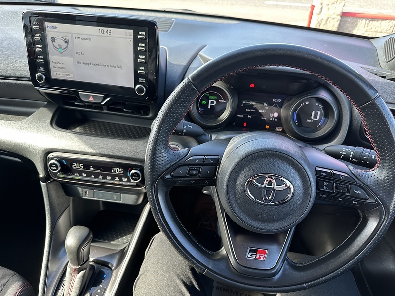 Toyota 1.5 VVT-h GR SPORT Hatchback 5dr Petrol Hybrid E-CVT Euro 6 (s/s) (116 ps)