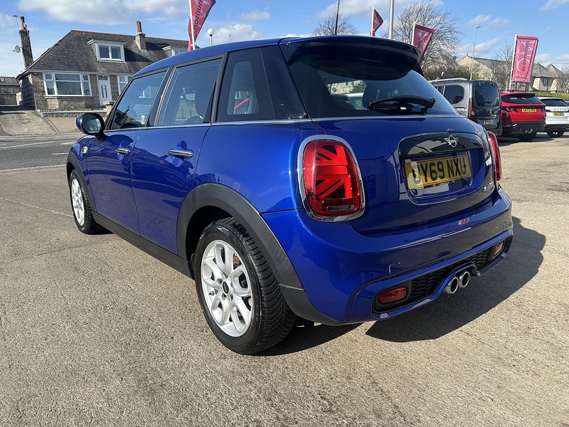 MINI 2.0 Cooper S Classic Hatchback 5dr Petrol Manual Euro 6 (s/s) (192 ps)
