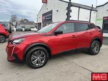 Peugeot 2008 PureTech Active Premium + 