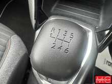 Peugeot 2008 PureTech Active Premium + 