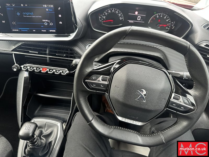 Peugeot 1.2 PureTech Active Premium + SUV 5dr Petrol Manual Euro 6 (s/s) (100 ps)