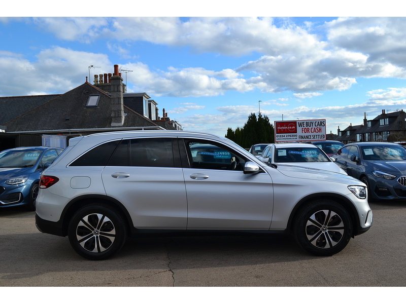 Mercedes-Benz 2.0 GLC300 MHEV Sport SUV 5dr Petrol G-Tronic+ 4MATIC Euro 6 (s/s) (272 ps)