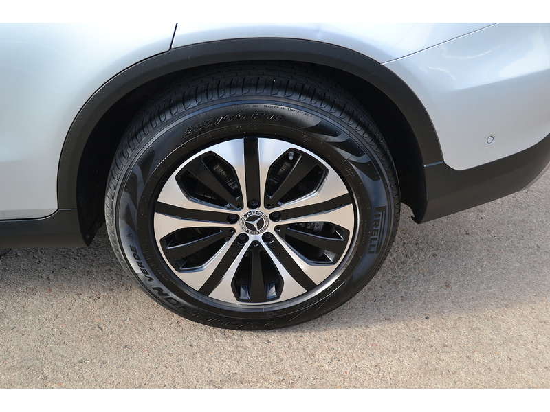 Mercedes-Benz 2.0 GLC300 MHEV Sport SUV 5dr Petrol G-Tronic+ 4MATIC Euro 6 (s/s) (272 ps)