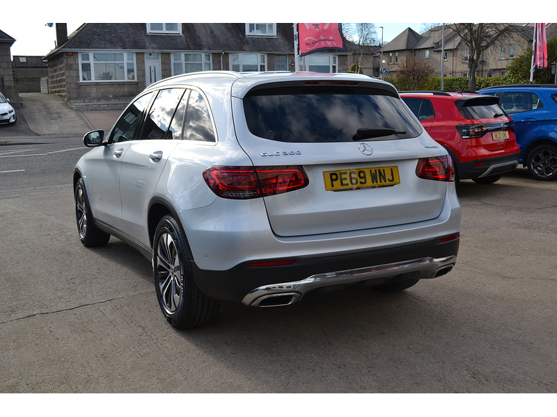 Mercedes-Benz 2.0 GLC300 MHEV Sport SUV 5dr Petrol G-Tronic+ 4MATIC Euro 6 (s/s) (272 ps)