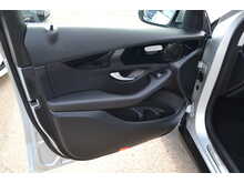 Mercedes-Benz GLC GLC300 MHEV Sport 