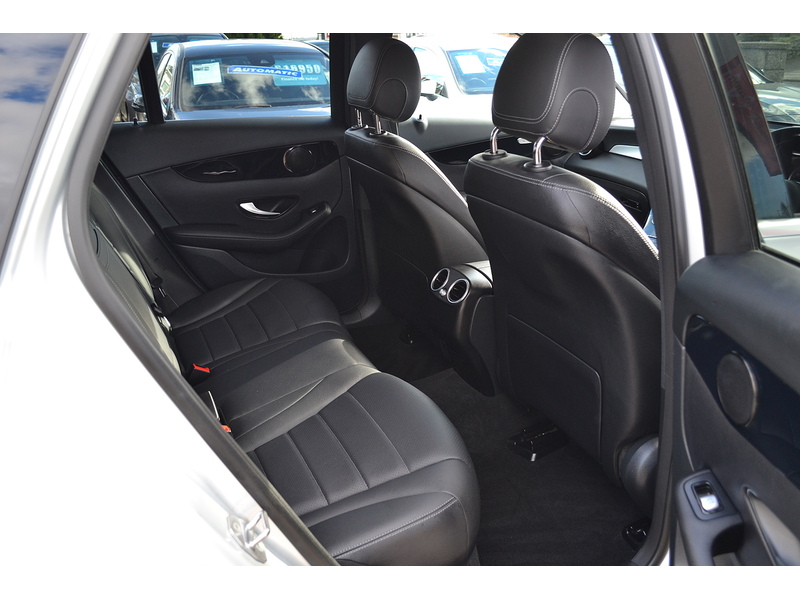 Mercedes-Benz 2.0 GLC300 MHEV Sport SUV 5dr Petrol G-Tronic+ 4MATIC Euro 6 (s/s) (272 ps)