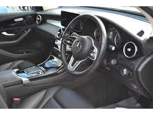 Mercedes-Benz GLC GLC300 MHEV Sport 