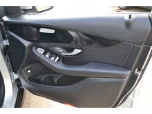 Mercedes-Benz GLC GLC300 MHEV Sport 