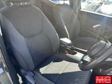 Mazda Mazda2 HYBRID h Agile 