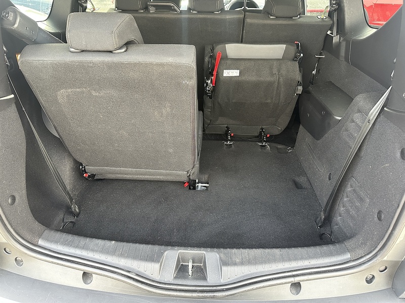 Dacia 1.6 Hybrid EXTREME MPV 5dr Petrol Hybrid Auto Euro 6 (s/s) (140 ps)