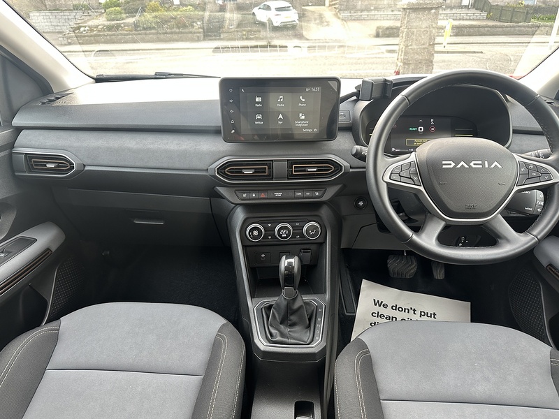 Dacia 1.6 Hybrid EXTREME MPV 5dr Petrol Hybrid Auto Euro 6 (s/s) (140 ps)