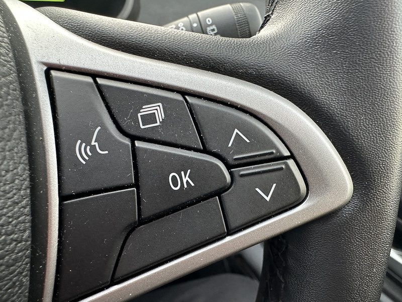 Dacia 1.6 Hybrid EXTREME MPV 5dr Petrol Hybrid Auto Euro 6 (s/s) (140 ps)