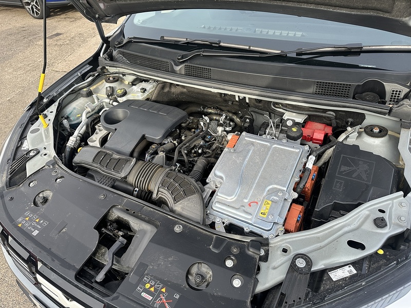 Dacia 1.6 Hybrid EXTREME MPV 5dr Petrol Hybrid Auto Euro 6 (s/s) (140 ps)