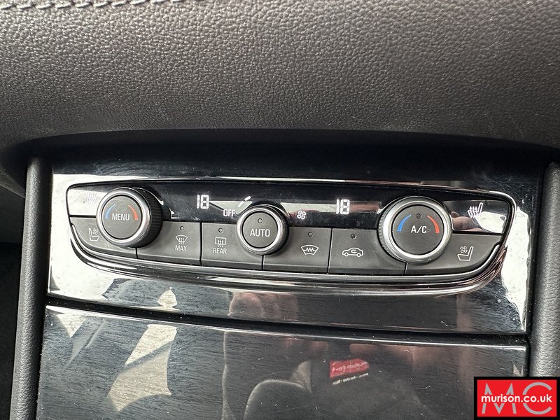 Vauxhall 1.2 Turbo Elite Nav SUV 5dr Petrol Auto 8Spd Euro 6 (s/s) (130 ps)