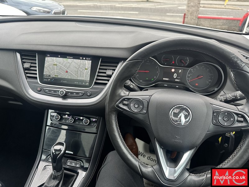 Vauxhall 1.2 Turbo Elite Nav SUV 5dr Petrol Auto 8Spd Euro 6 (s/s) (130 ps)