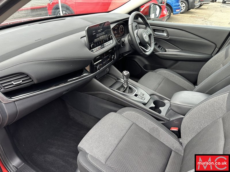 Nissan 1.3 DIG-T MHEV N-Connecta SUV 5dr Petrol Hybrid Manual Euro 6 (s/s) (140 ps)