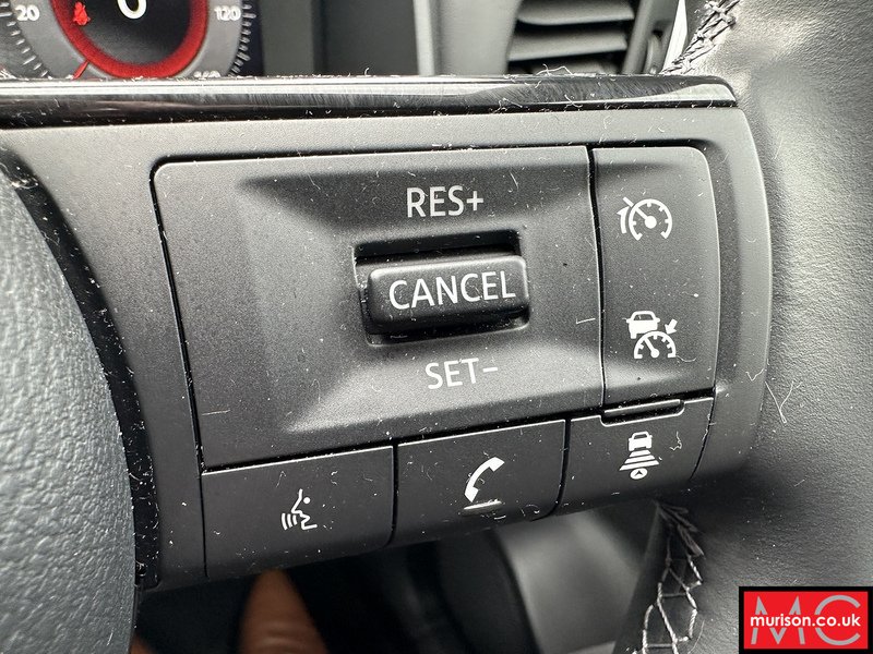 Nissan 1.3 DIG-T MHEV N-Connecta SUV 5dr Petrol Hybrid Manual Euro 6 (s/s) (140 ps)