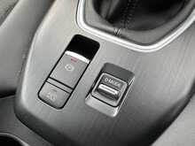 Nissan Qashqai DIG-T MHEV N-Connecta 